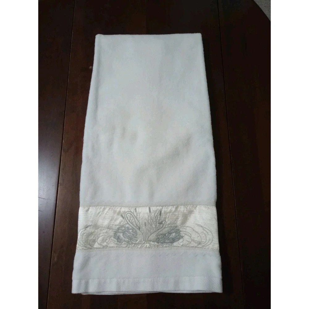 bath towel sets for bathroom Vintage Embroidered White Lace Swan 4pc
